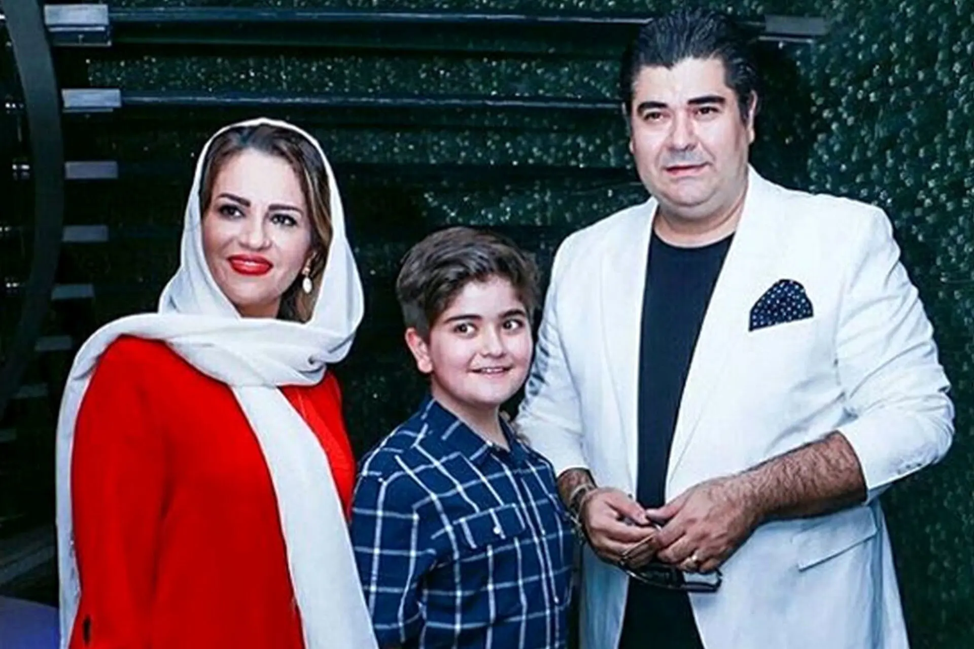 گفت‌وگو با حریر شریعت‌زاده درباره مسیر هنری، زندگی با سالار عقیلی و آینده موسیقایی پسرشان.