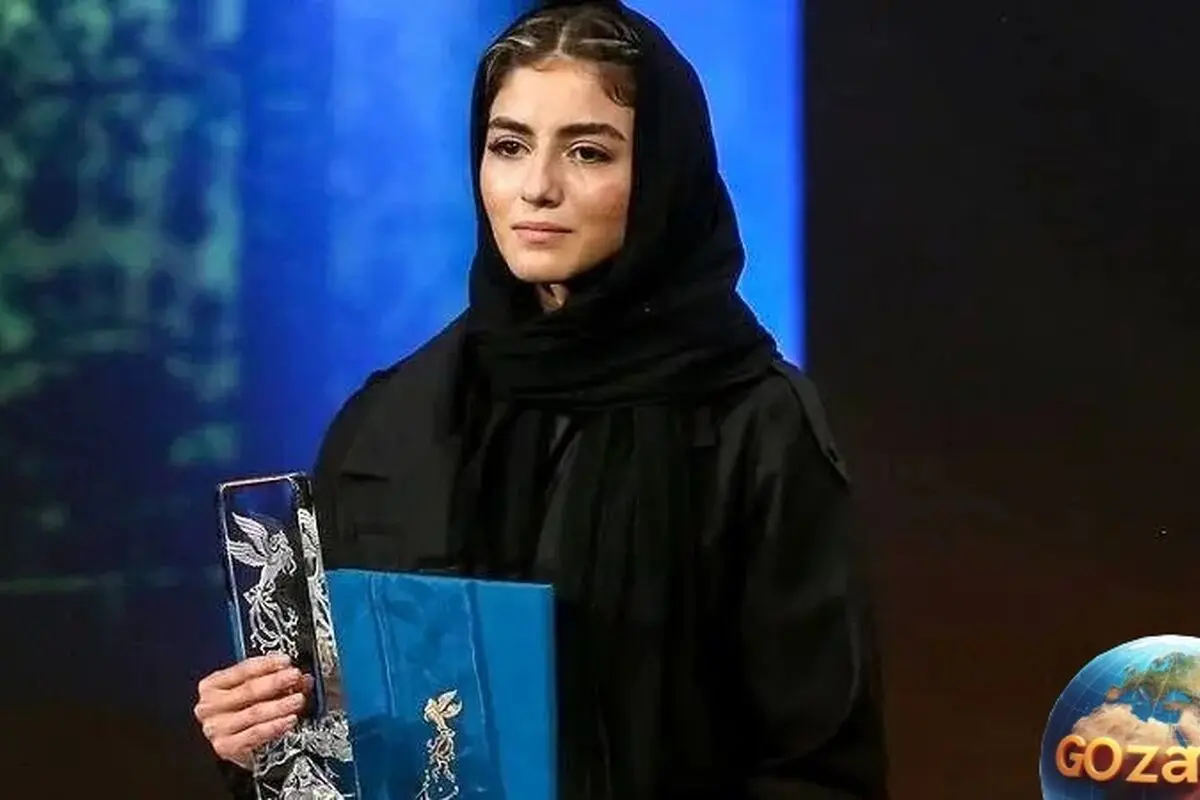 عکس‌های جدید پردیس پورعابدینی در کافی‌شاپ دنج و متفاوت با استایل خاص