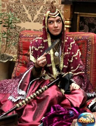 عکس متفاوت الیکا عبدالرزاقی در لباس سنتی و دستکش بوکس؛ دیدنی و جالب توجه!
