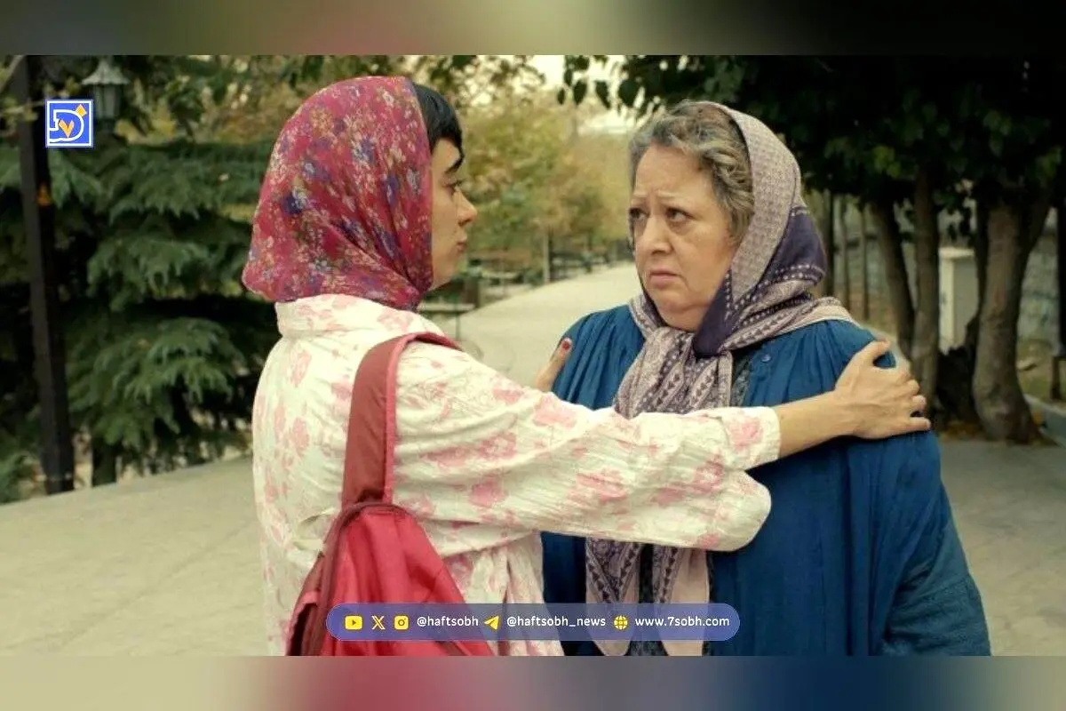 بیوگرافی کامل لیلی فرهادپور، بازیگر محبوب ایران با تصاویر خانوادگی و فعالیت‌های هنری