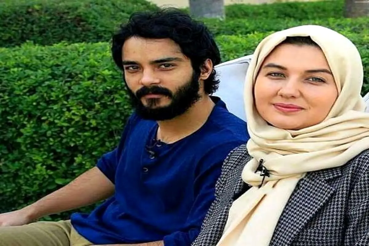 عکس جدید گلوریا هاردی در پشت صحنه تئاتر نازنین بیاتی؛ بازیگر معروف با تیپ ساده در حال تمرین