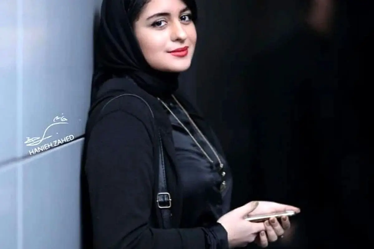 استایل متفاوت و موهای پریشان فاطیما بهارمست در مراسم رسمی + عکس | بازیگر یزدان با ظاهر خاص