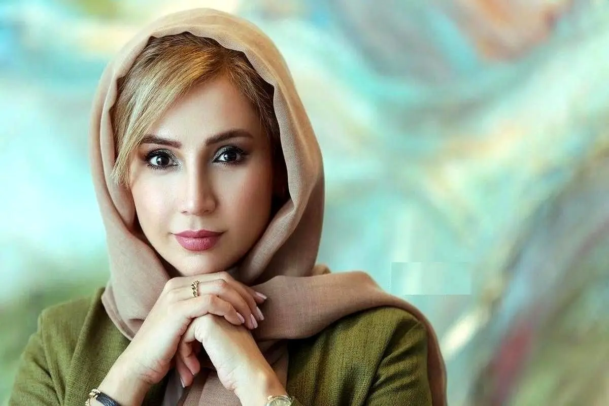 شبنم قلی‌خانی در لباس سنتی با نقش‌ونگار زیبا + عکس و جزئیات بی‌نظیر