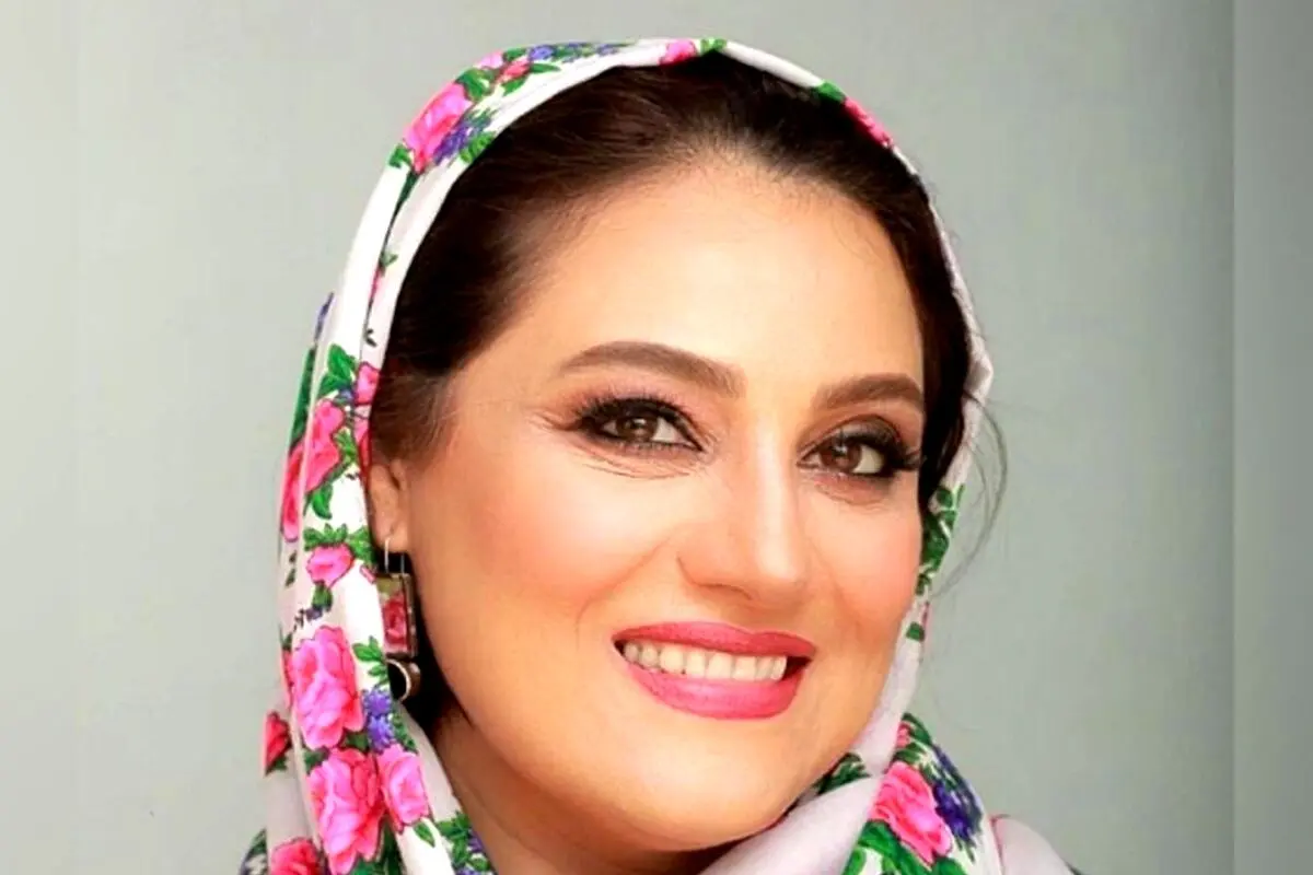 مادر و مادرشوهر ناز شبنم مقدمی با چهره‌ای مهربان و موهای پرکلاغی؛ تصاویر دیدنی از خانواده بازیگر محبوب ایران