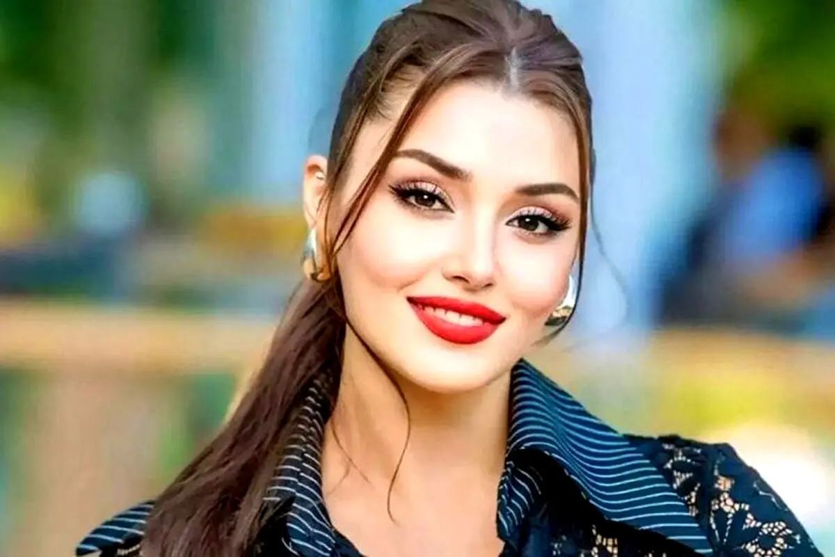لباس استثنایی هانده ارچل با طرح کهکشان در مراسم Joy Awards عربستان جنجالی شد!