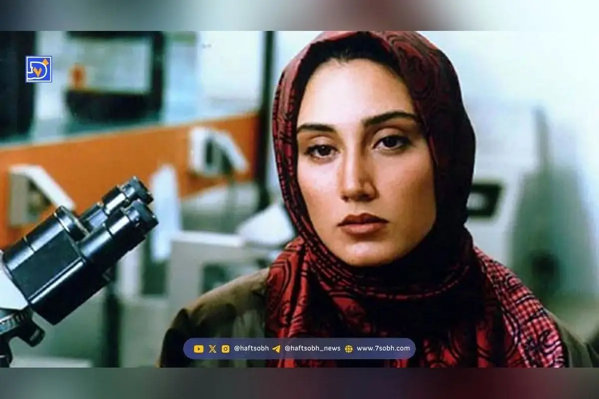 سفر در زمان با استایل خاص هدیه تهرانی در جشن حافظ ۱۳۸۱: روایتی از مد لاکچری ۲۳ سال پیش