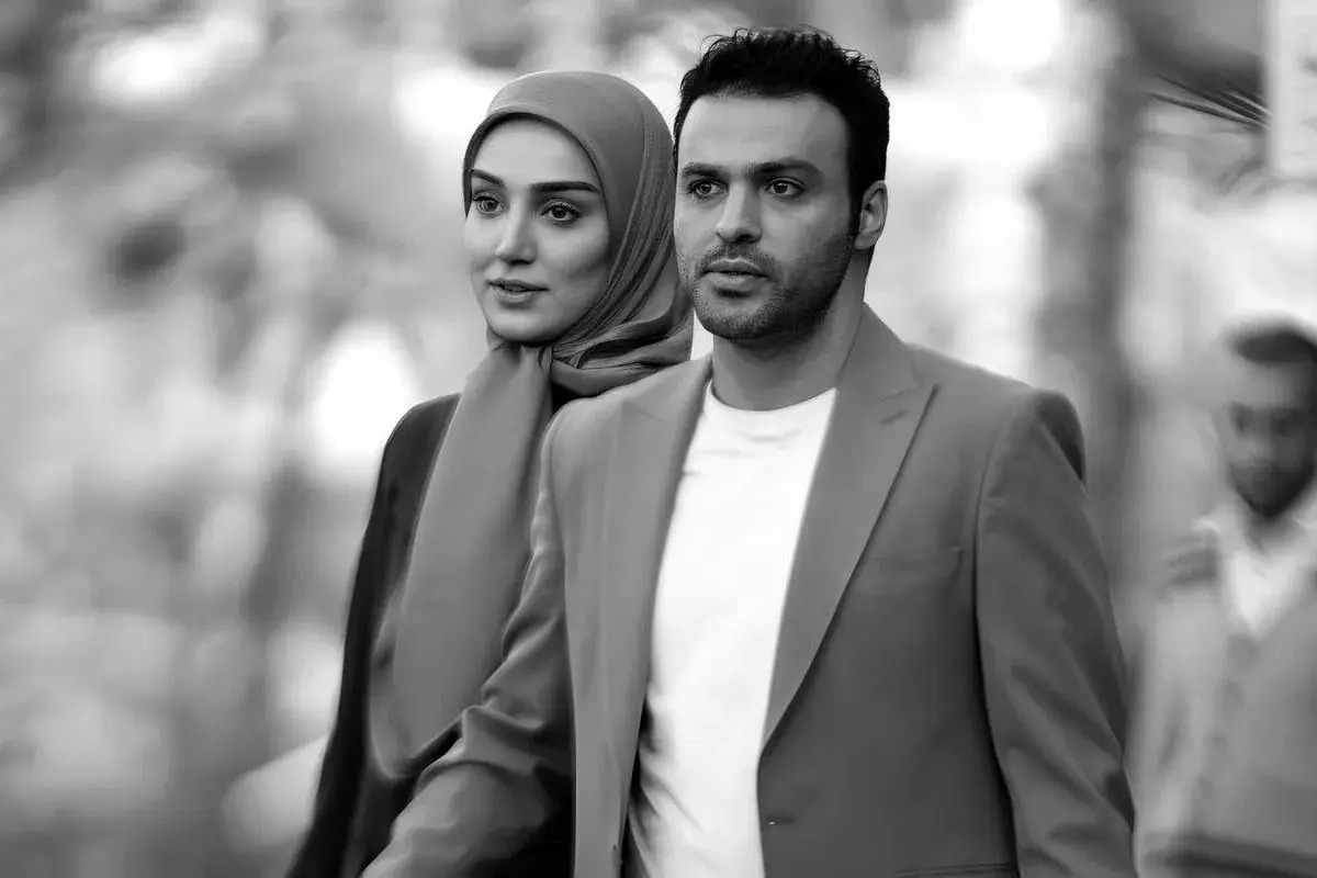 استایل متفاوت و شیک سامان صفاری و زارا نادری‌فر در مراسم سریال ناریا + عکس‌های جذاب