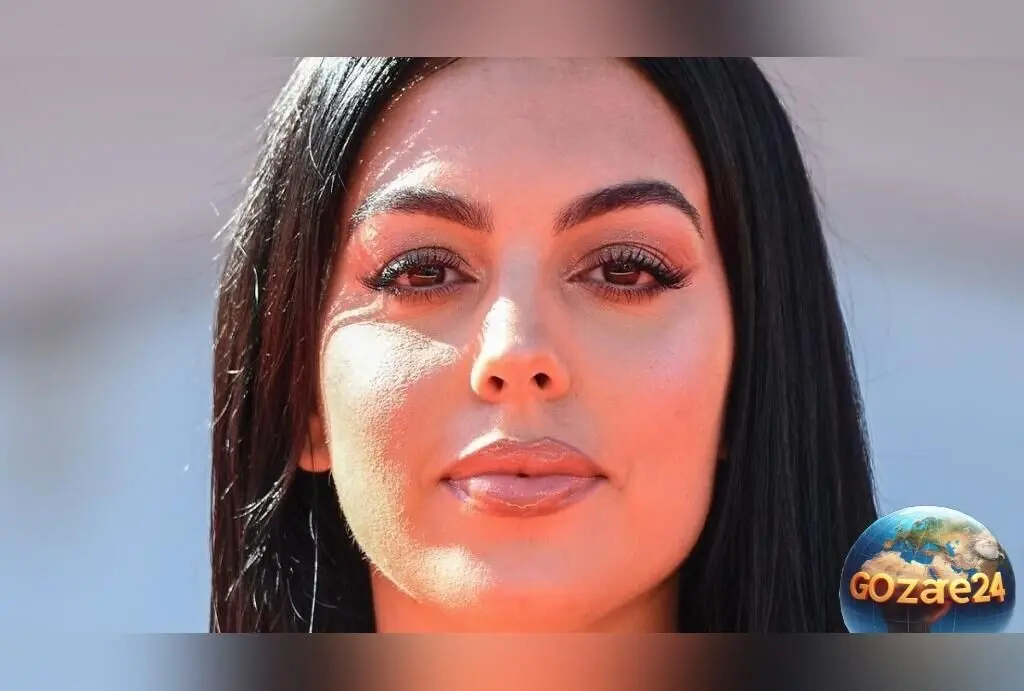 تصویر دیدنی از جورجینا رودریگز در کودکی؛ شباهت بی‌نظیر او به مادر اسپانیایی‌اش و لحظه آغوش گرفتن مادر نازنینش
