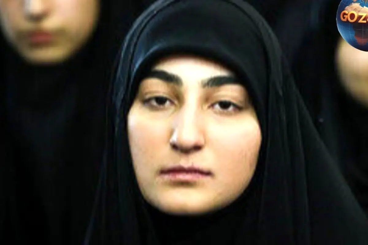عکس زینب و نرجس سلیمانی در مراسم بزرگداشت شهدای جنگ تحمیلی با حضور رهبر انقلاب