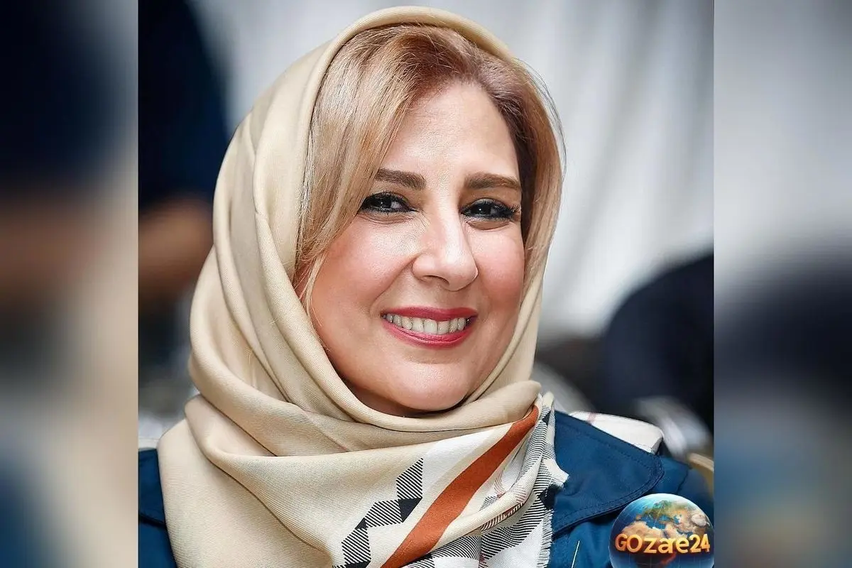 مرجانه گلچین در کافه خلوت و زیبا با دکور کریستالی پر از گل + عکس