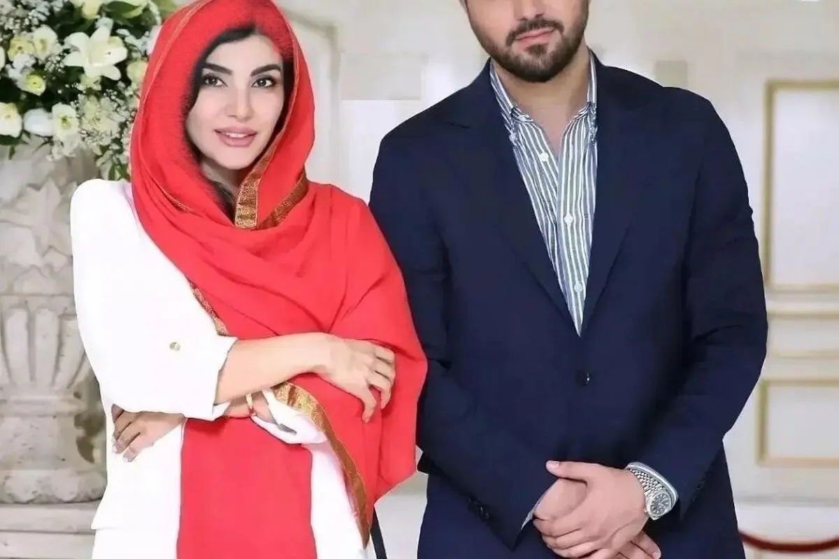 عکس خانوادگی سینا مهراد و خانواده‌اش؛ دیدار با مادر، پدر، خواهر و برادر در دورهمی دلنشین