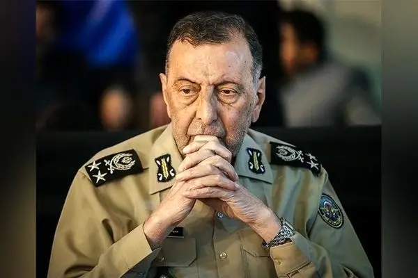 خانه تاریخی نیاوران با پنجره‌های چوبی و تراس منحصربه‌فرد؛ داستان خانه دلبر آقای تیمسار سلیمی