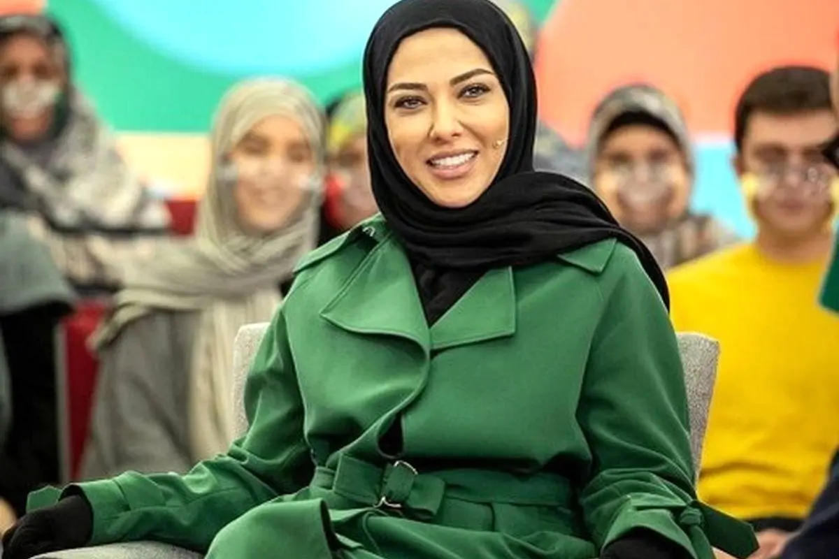 لیلا اوتادی با پوشش سبز در خندوانه؛ عکس جدید و بیوگرافی بازیگر محبوب ایرانی