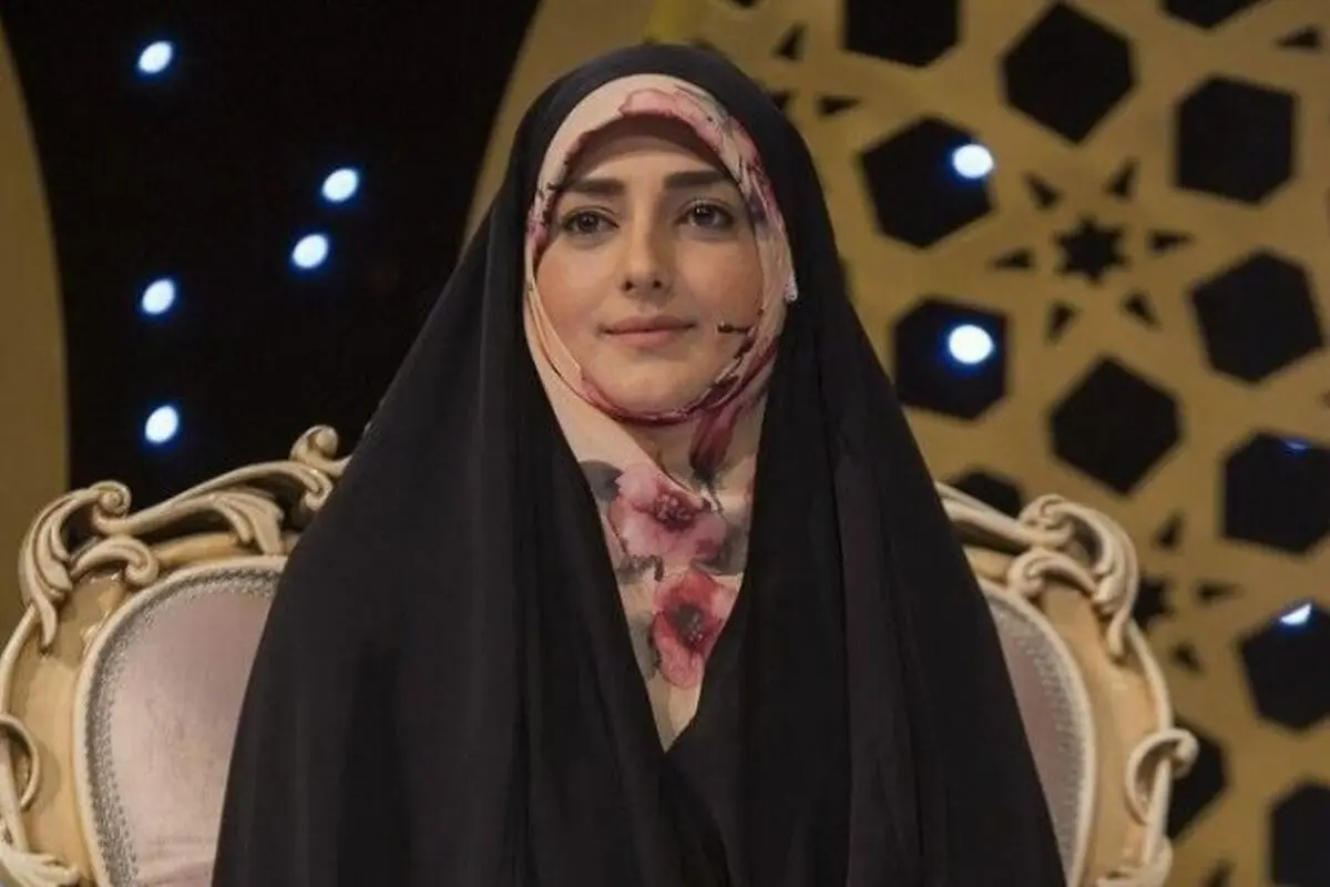 ستاره سادات قطبی در جدیدترین عکس‌ها با چادر و نگین‌دار شیک؛ انتخابی زیبا برای خرید چادر اعیانی و مجلل