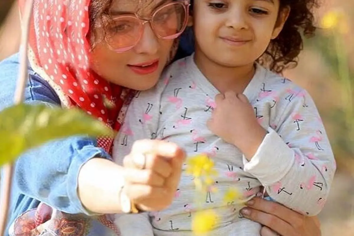 جشن ۴سالگی و رنگین‌کمونی سوفیا یکتا ناصر؛ ژستی دلبرانه + عکس دیدنی