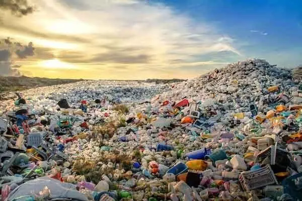 تعبیر خواب آشغال: از نگاه سنتی تا روان‌شناسی مدرن در ۷ روایت