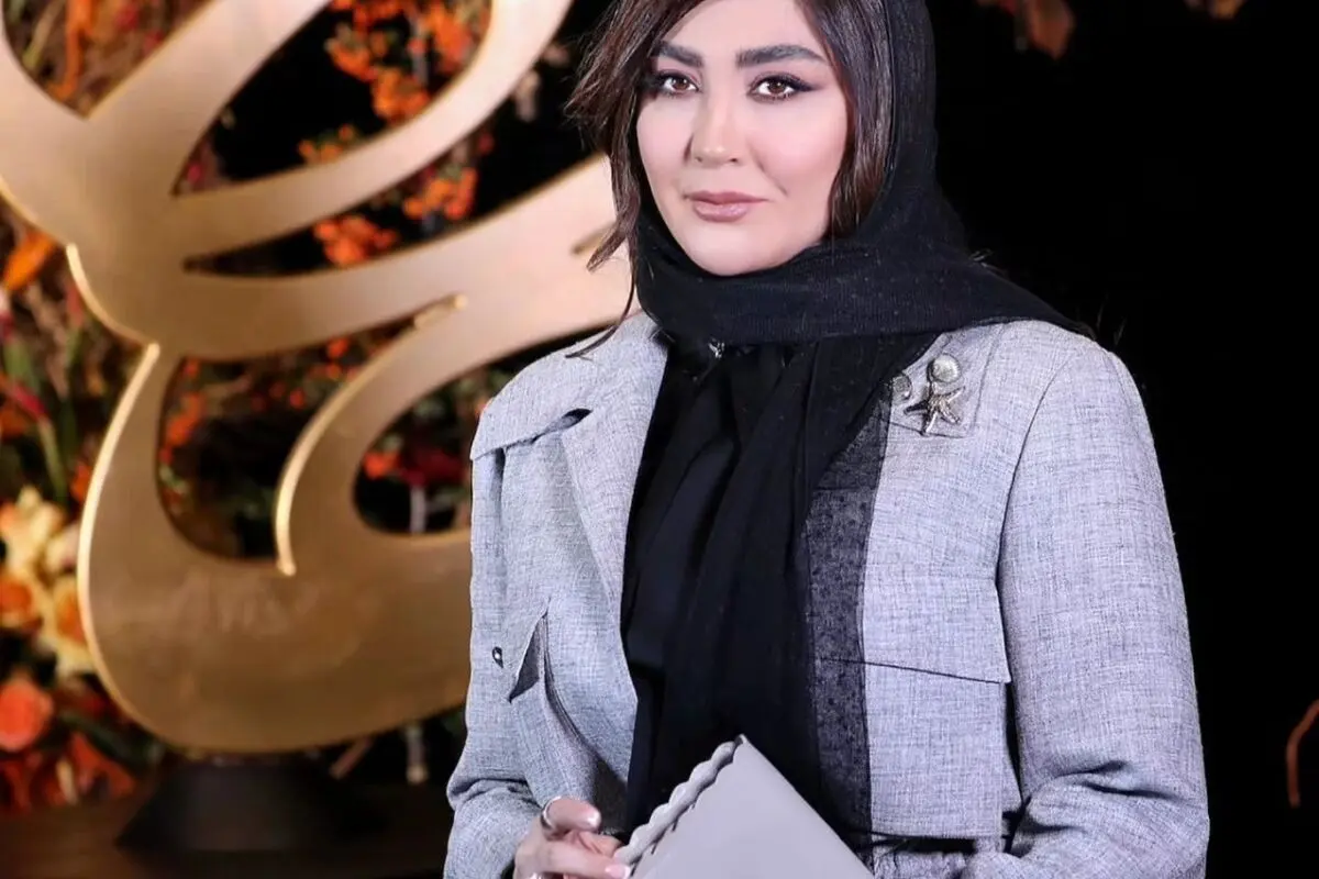 استایل خاص مریم معصومی با مانتوی لاکچری و فوق میلیونی؛ ترکیبی از شیک‌پوشی و مدلینگ!