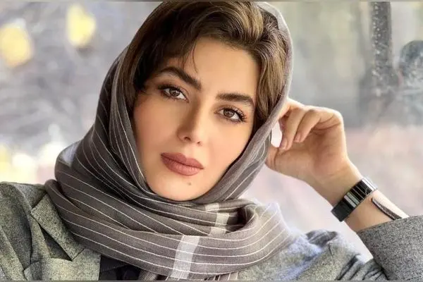 هدیه بازوند در لوکیشن جذاب و رنگارنگ با استایل خاص؛ شباهت لباسش به ترانه علیدوستی در شهرزاد