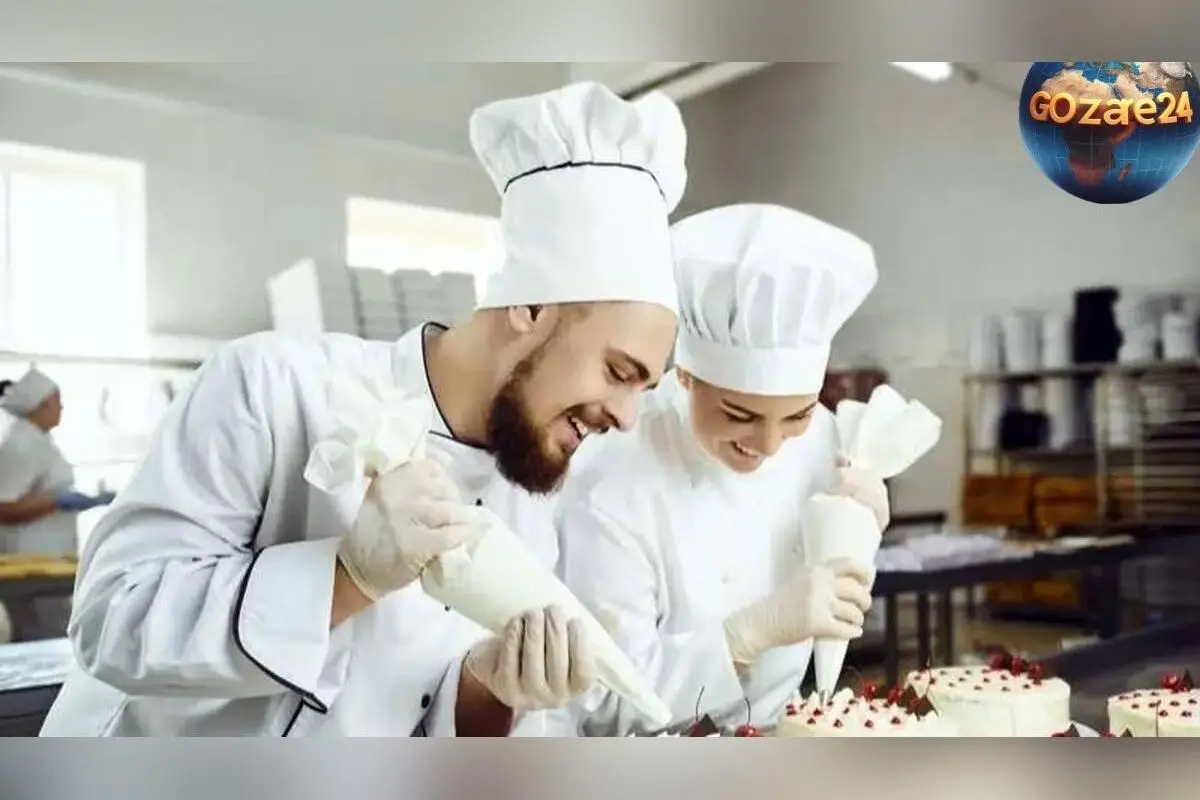 تصاویر خلاقانه و بامزه کیک‌های ویژه رانندگان تاکسی توسط قناد هنرمند | طراحی منحصر به فرد و جلب توجه