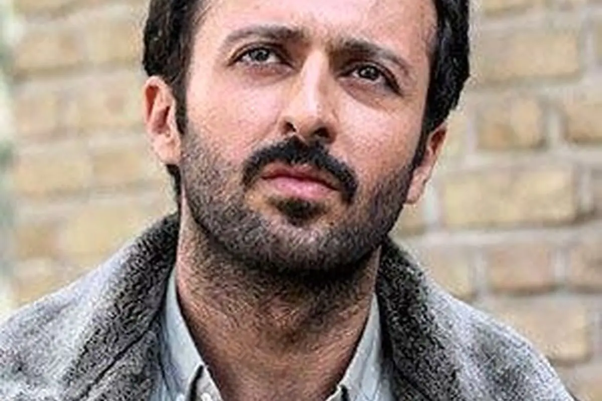عکس سنگ قبر حسام محمودی؛ تصویری تلخ و ناامیدکننده از خانه ابدی بازیگر زعفرانی و سریالهای تلویزیونی