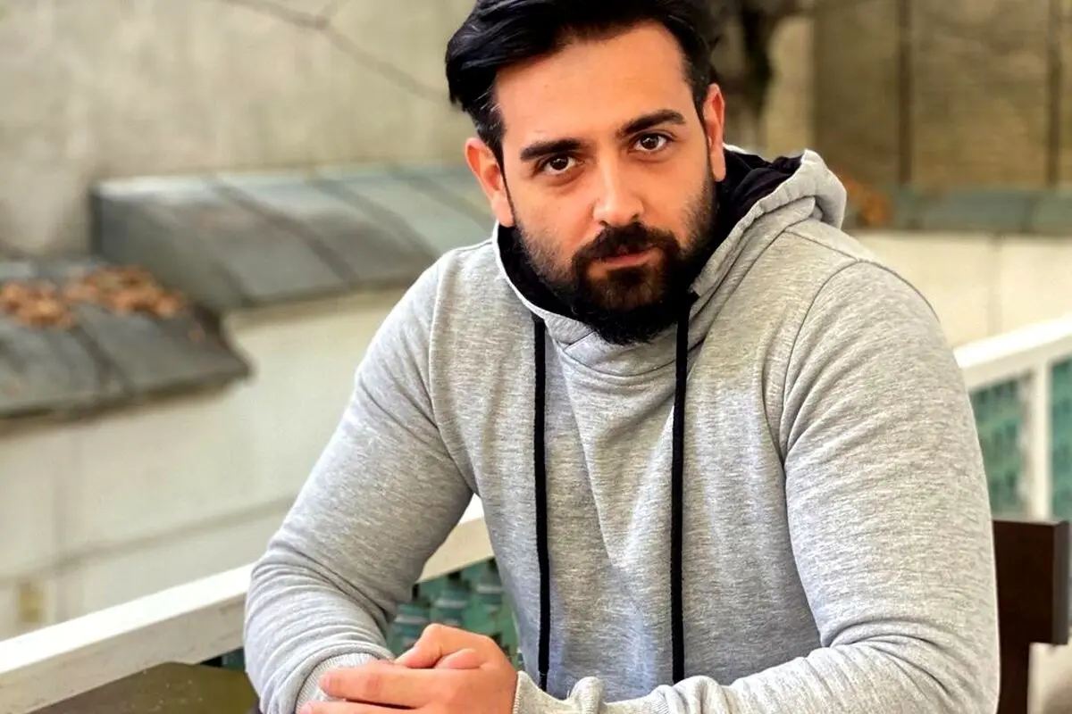 عکس جدید امیرحسین آرمان در باشگاه با هیکل ورزشی و بازوی قوی هادی چوپای