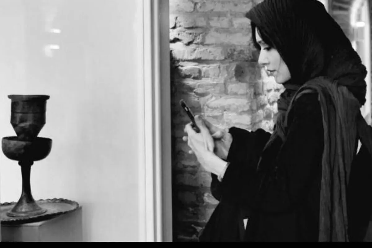 میز عزای ساده و بی‌تجملات شهرزاد کمال‌زاده برای پدربزرگ نظامی‌اش + عکس و جزئیات