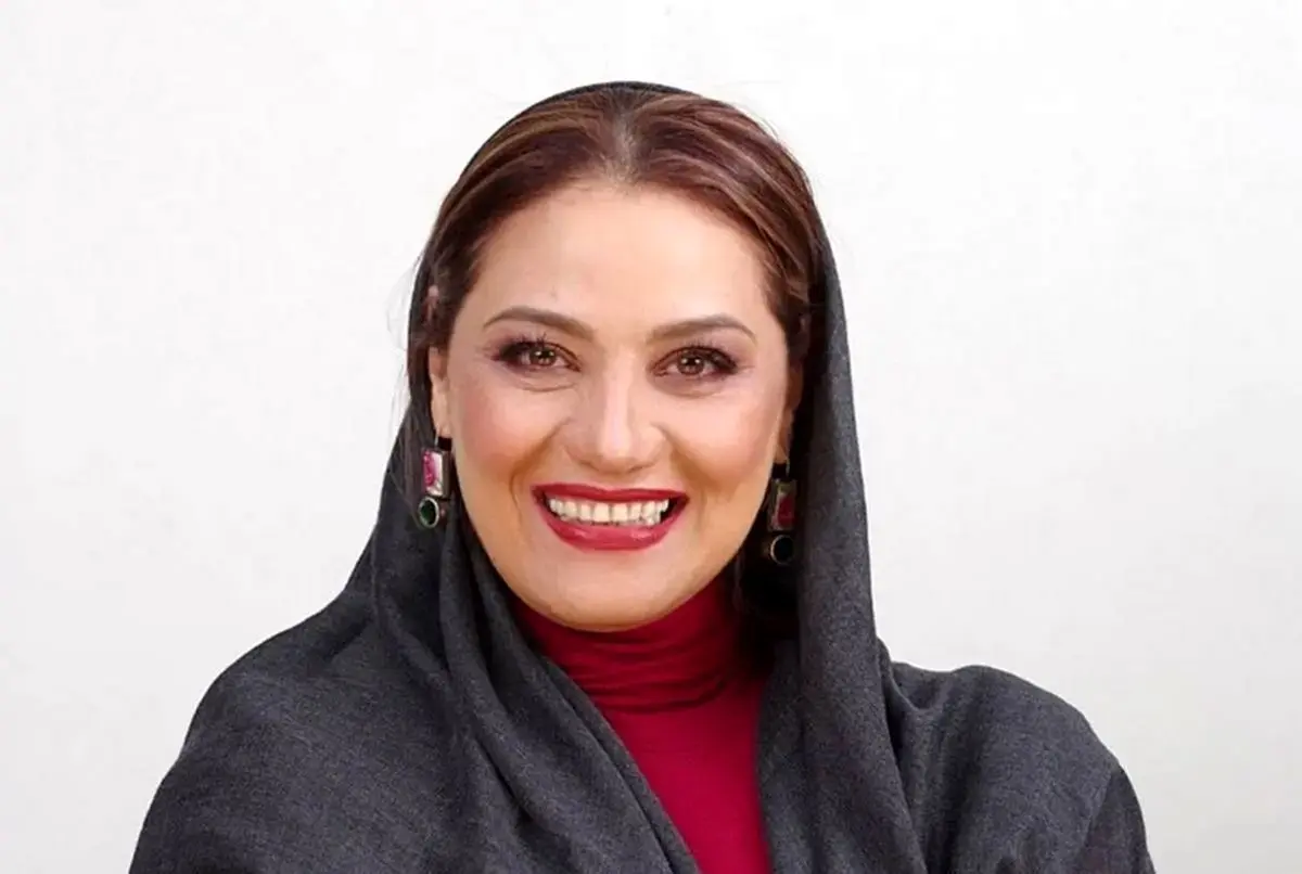 عکس جدید شبنم مقدمی در پشت صحنه نمایش فردریک خرداد ۱۴۰۴