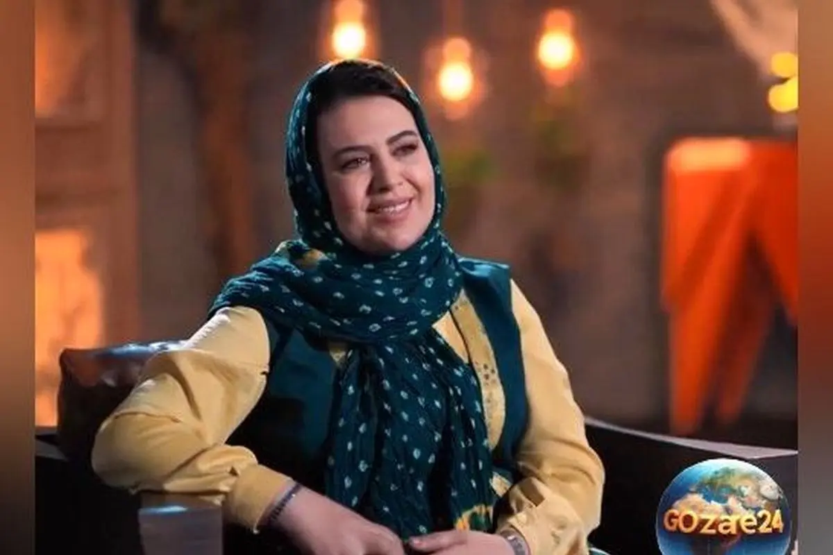 گیتی قاسمی در برنامه جوکر بانوان با لحظه‌ای خنده‌دار و دیدنی، شباهت دوران دبیرستانش را نشان داد!