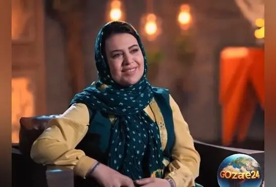 گیتی قاسمی در برنامه جوکر بانوان با لحظه‌ای خنده‌دار و دیدنی، شباهت دوران دبیرستانش را نشان داد!