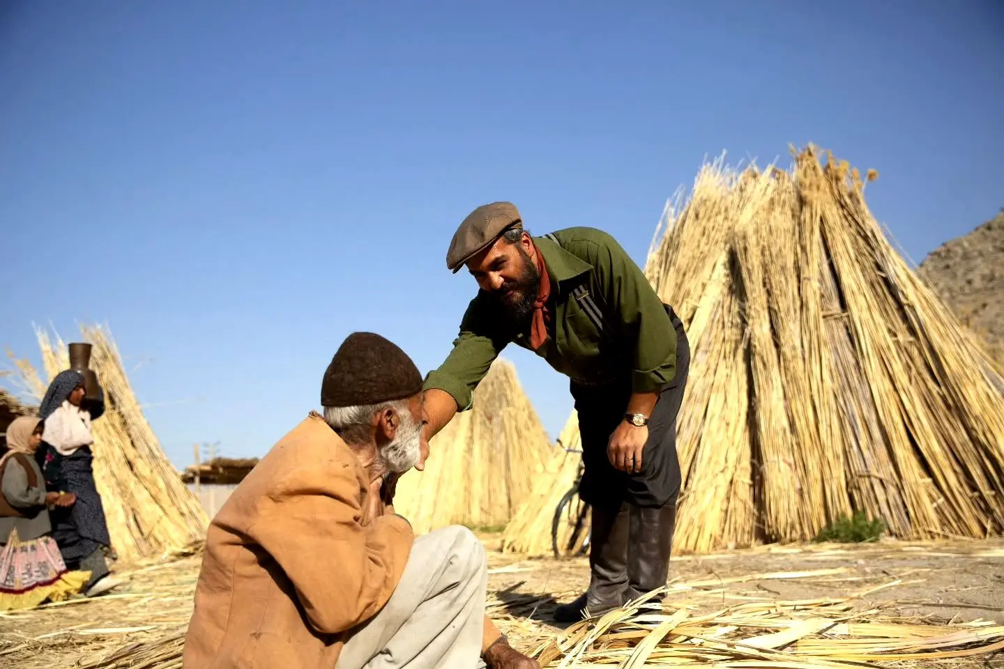 تماشای قسمت ششم سریال سووشون با کارگردانی نرگس آبیار در نماوا | اقتباسی از رمان ماندگار سیمین دانشور