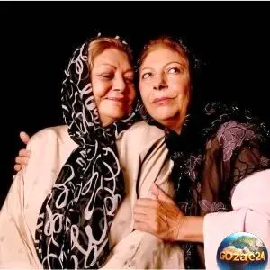 میز عزای لوکس و مجلل مادر ثریا قاسمی با گل گلایول و شمع + عکس | یاد و خاطره‌ای گرامی