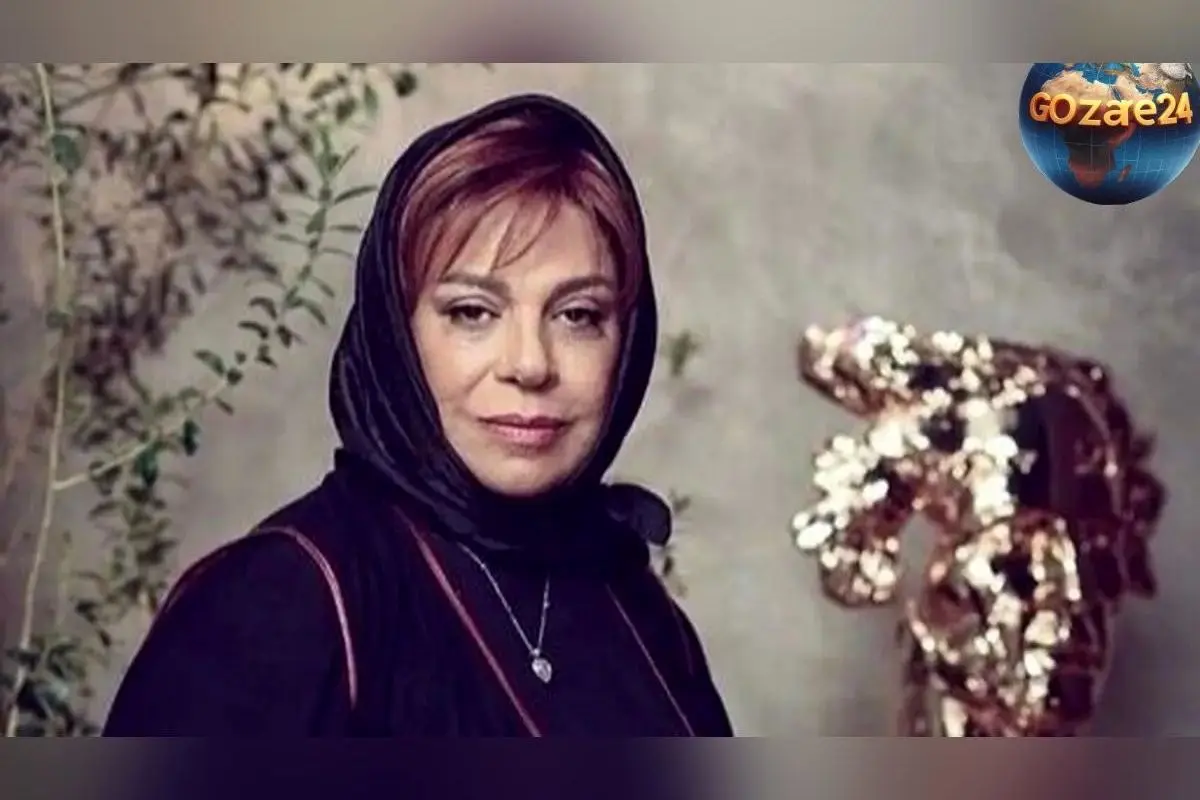 عکس نادر و خاطره‌انگیز از دیدار گوهر خیراندیش و گوگوش در سالن تئاتر دهه ۱۳۸۰