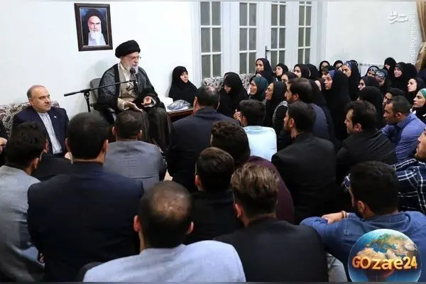 خواهران منصوریان در بیت رهبری و دیدار با آیت‌الله خامنه‌ای + عکس‌های دیدنی از چهره پدرانه رهبر انقلاب در کنار ورزشکاران زن ایرانی