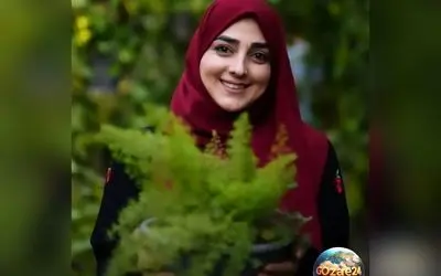 مانتوی تابستانی دخترانه با طرح توت فرنگی ستاره سادات قطبی در ویلای تهران + عکس‌های جذاب و استایل بی‌نظیر خانم مجری