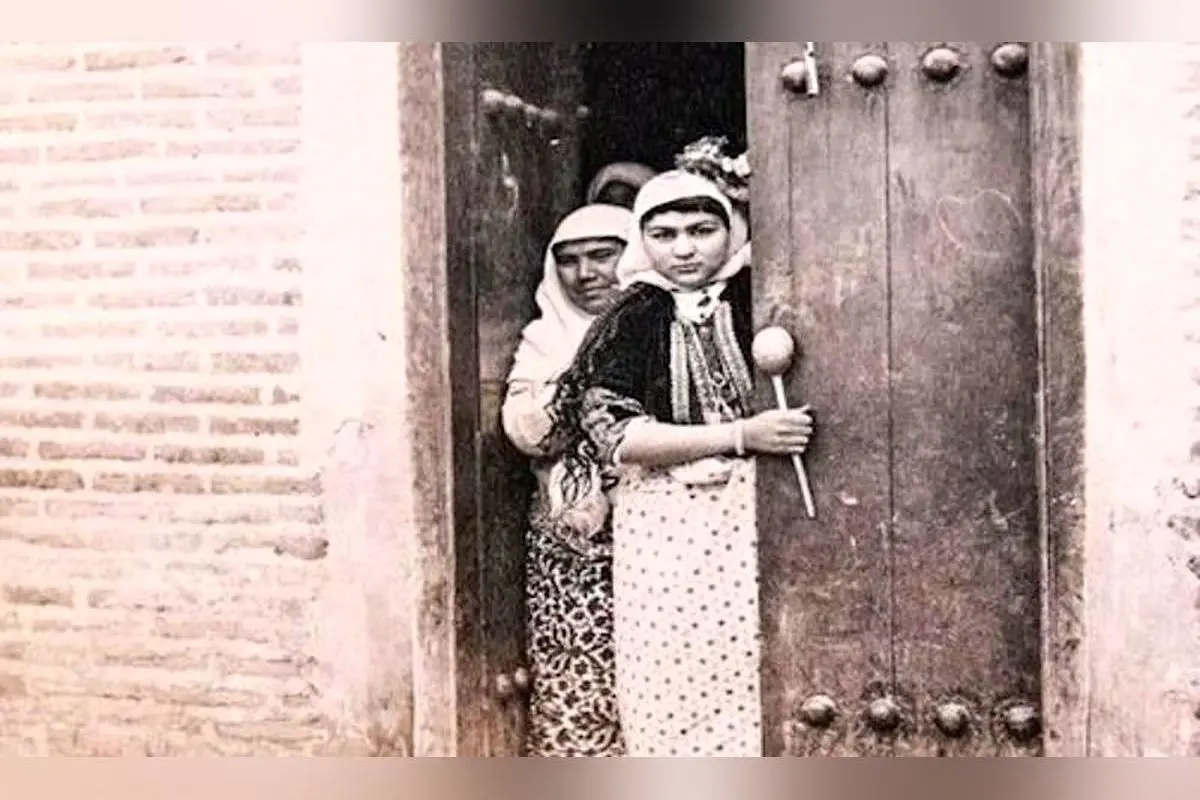 عکس‌های نادر از خانواده ناصرالدین‌شاه و زنان اشراف‌زاده ایران در دوره قاجار
