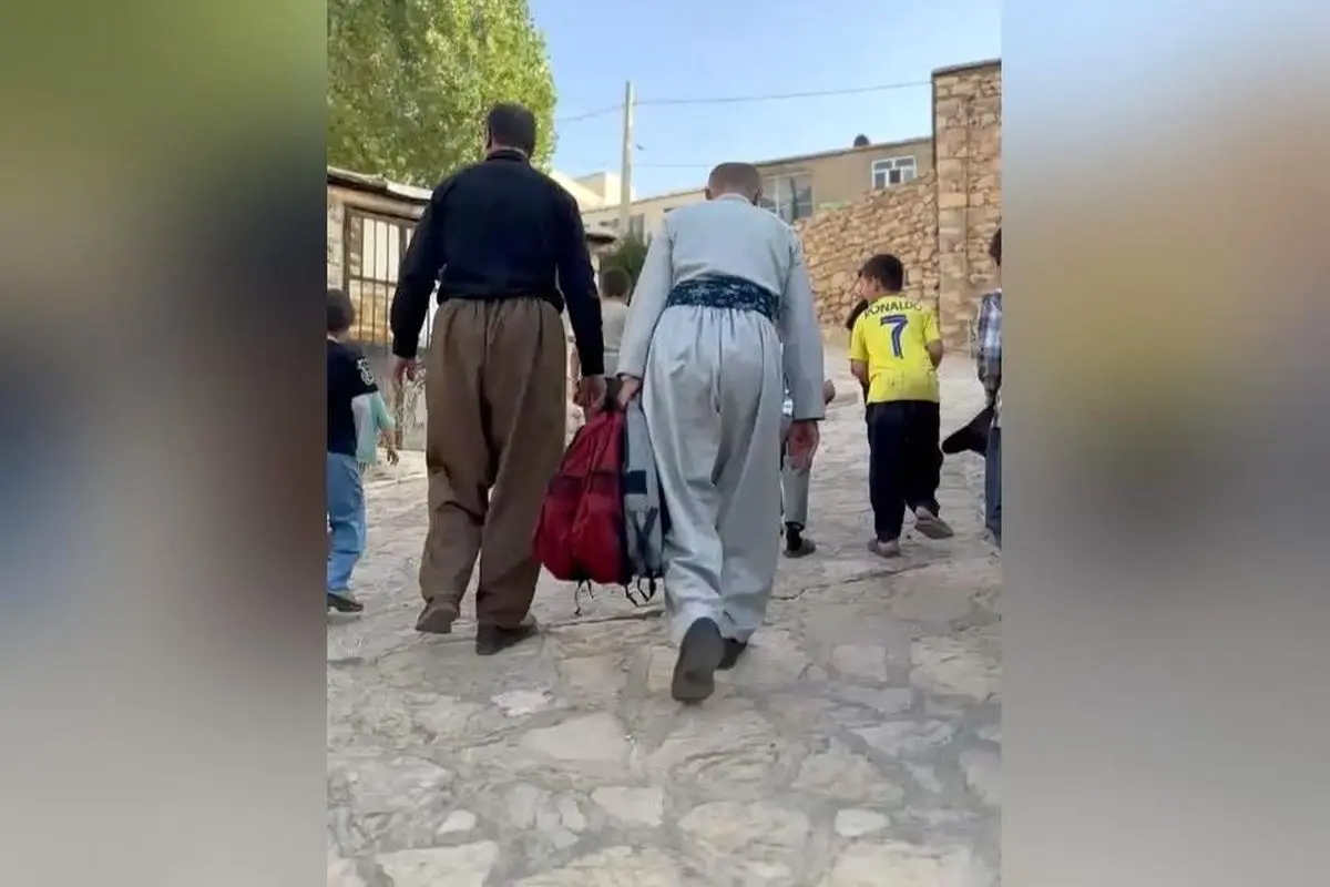 هوتن شکیبا و تیم همیاری برای کودکان روستاهای کمبرخوردار کردستان: توزیع ۲۵۰ کیف و لوازم تحریر با هدف حمایت از تحصیل کودکان نیازمند
