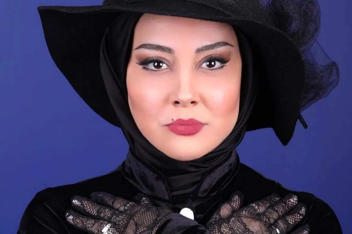 آشا محرابی در ۵۲ سالگی با استایل خاص و متفاوت، همه را غافلگیر کرد + عکس
