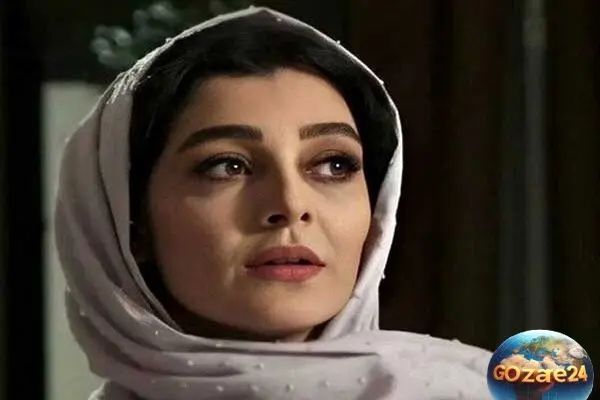 ساره بیات در حیاط منزلش با میز صبحانه رنگارنگ و ظروف ایرانی اصیل+عکس