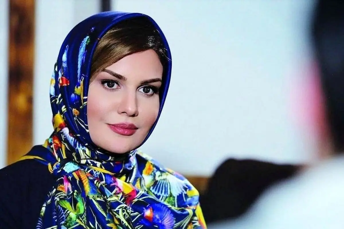 رز رضوی بازیگر مختارنامه در کنار برج ایفل؛ سفر جدید و تصاویر وایرال‌شده پس از ۱۵ سال
