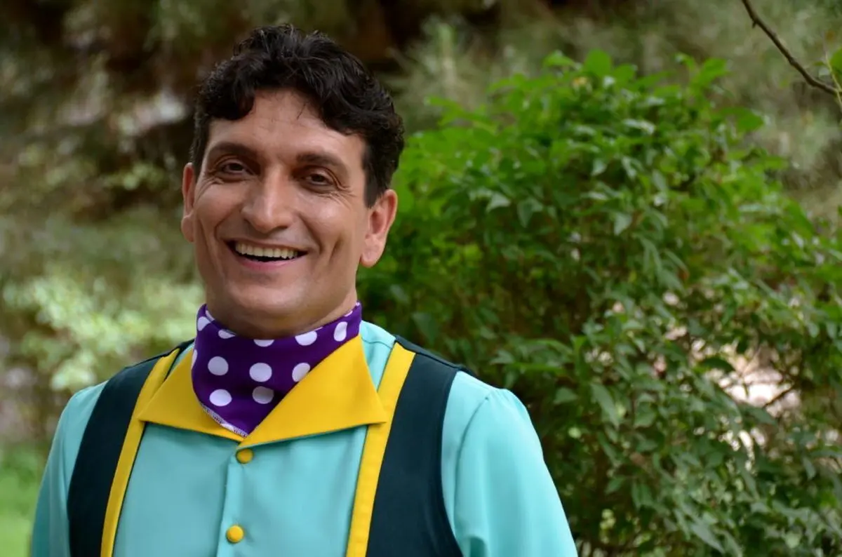 بیوگرافی حمید گلی؛ از بازیگری در «عمو فیتیله» تا شهرت در دنیای کودک و نوجوان