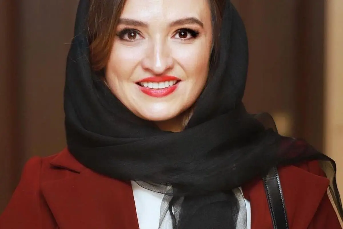 گلاره عباسی با لباس‌های دلبرانه در اکران فیلم "زودپز"؛ شبی پر از استایل و جذابیت!