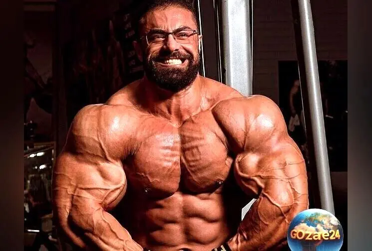 جشن تولد متفاوت بهروز تابانی، غول بدنسازی ایران؛ میوه‌های قاچ شده، کیک شکلاتی و لحظه‌های خاص در خانه او