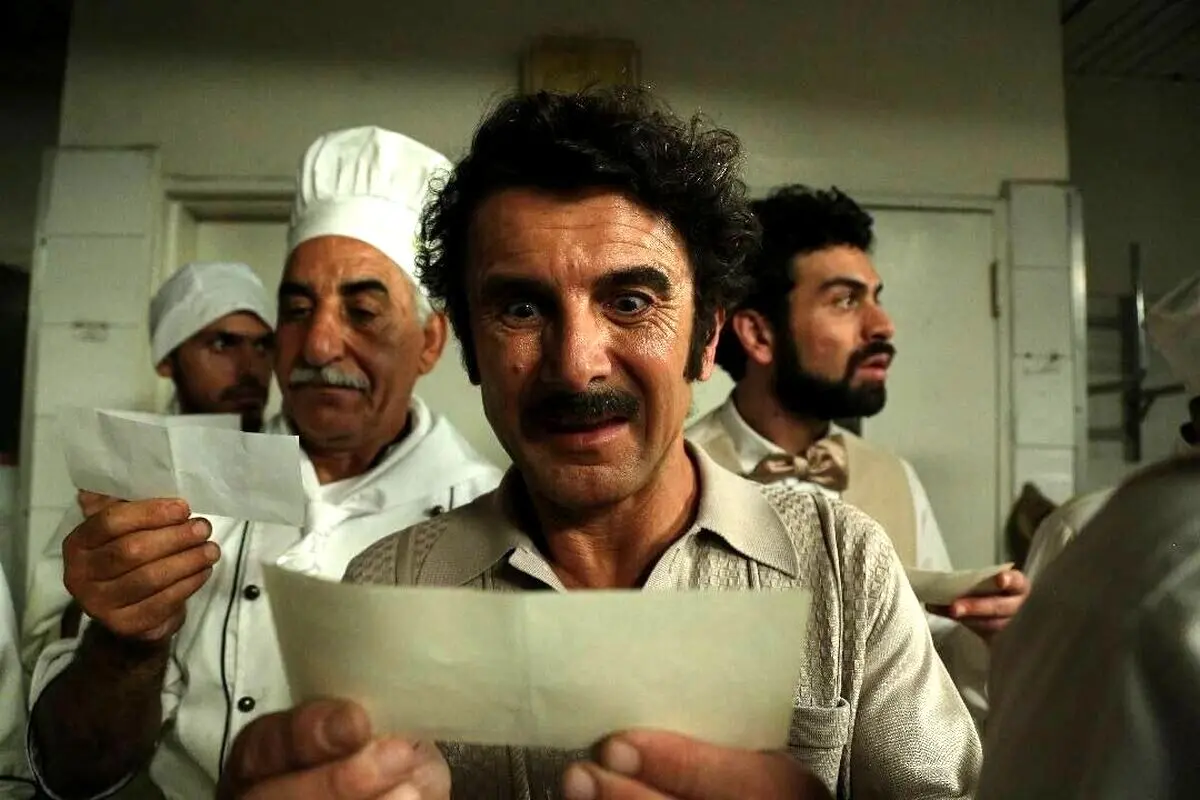 کوکتل مولوتوف با فروش ۶۲ میلیارد تومانی به اکران آنلاین رسید؛ آیا رکورد جدیدی در سینما رقم می‌زند؟