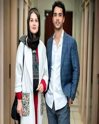 ‏تصویر جدید ساعدسهیلی و همسرش گلوریا هاردی در مکه به همراه فرزندانشان