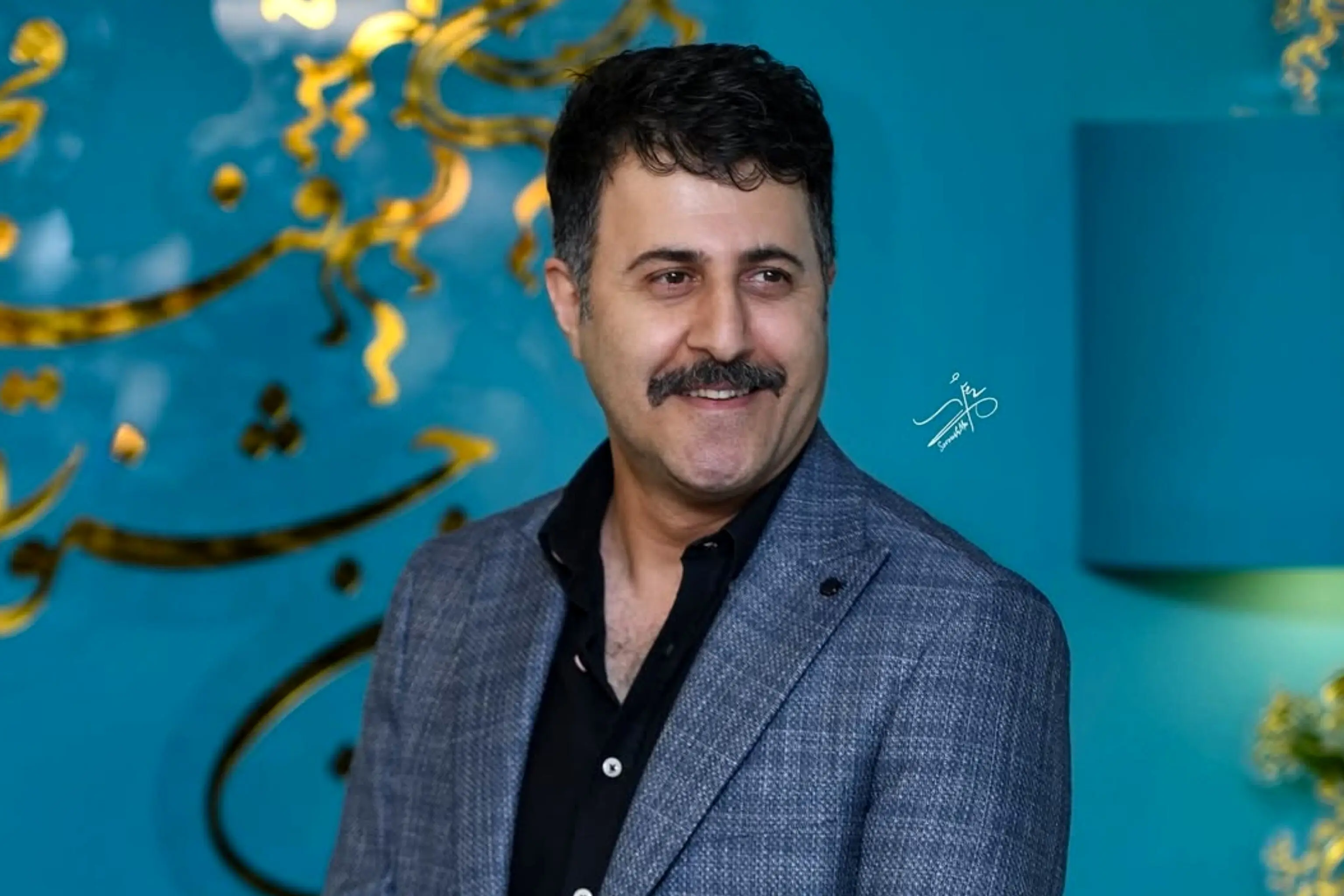 شوخی هومن حاجی عبداللهی در برمودا: یک بار با موتور رفتم شمال، برای هفت پشتم بسه!