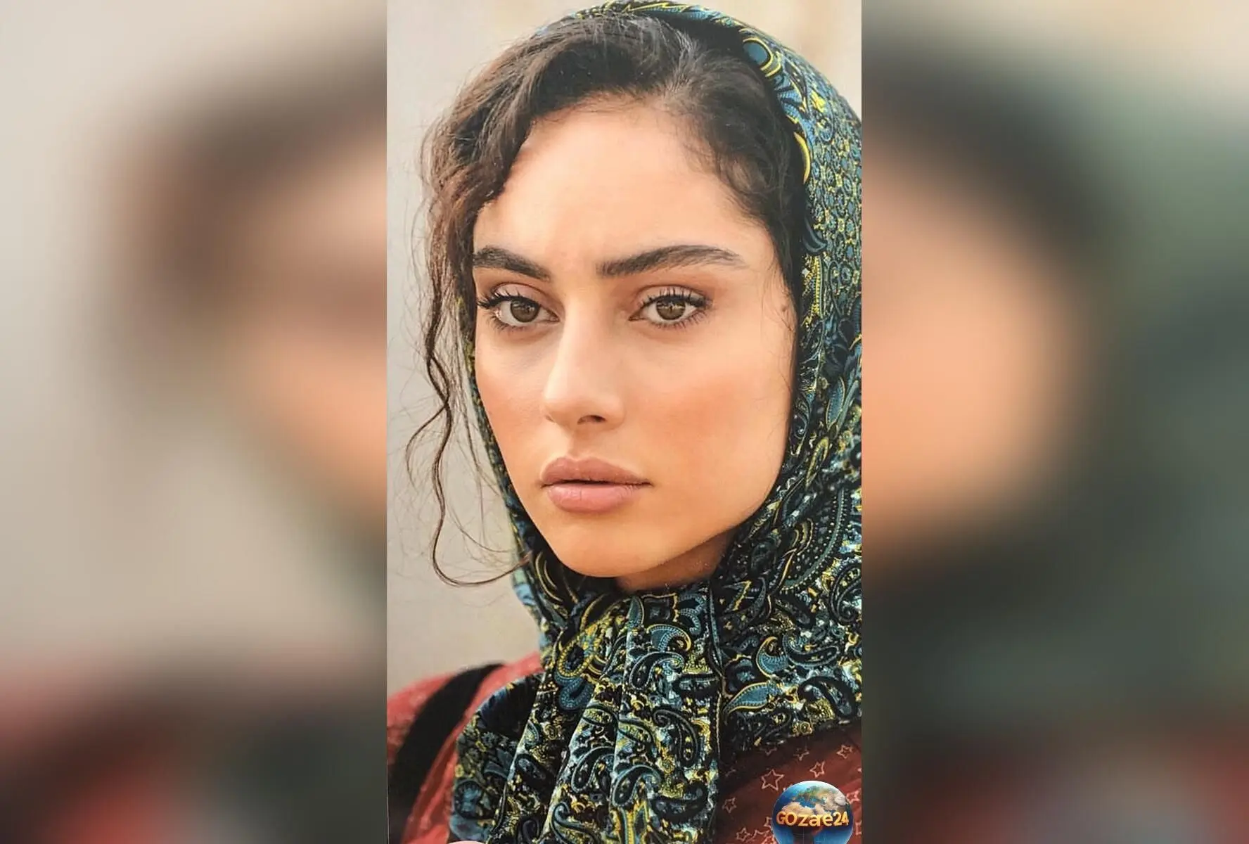 تیپ خفن ترلان پروانه در هوای برفی با پالتوی بلند و شلوار بوت کات چرم؛ استایل متفاوت و جذاب بازیگر معروف