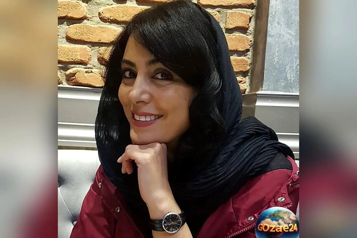 نیلوفر شهیدی در هوای سرد کنار پدرش زیر شکوفه‌های درخت در لحظاتی دلنشین و خاص