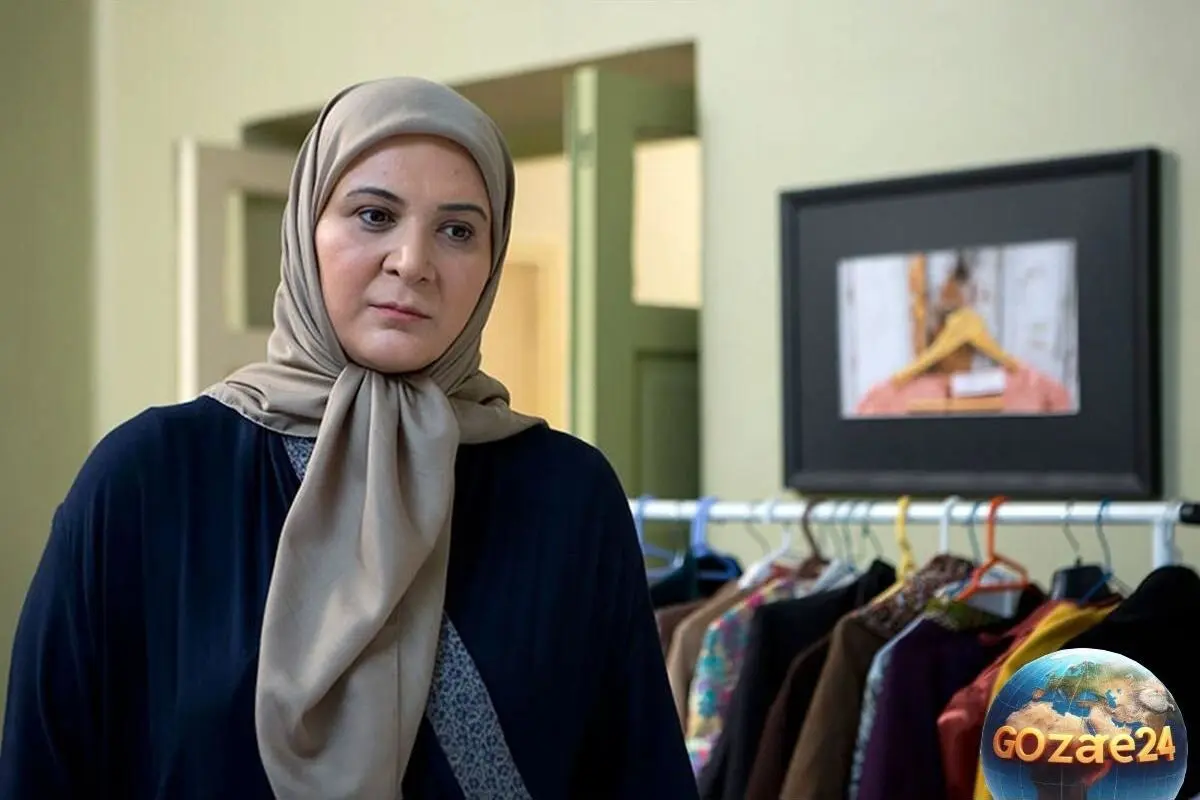 عکسی خلاقانه و دیدنی از ریما رامین‌فر در حال بازی با قابلمه در پایتخت؛ هنر و شوخ‌طبعی بازیگر محبوب ایران