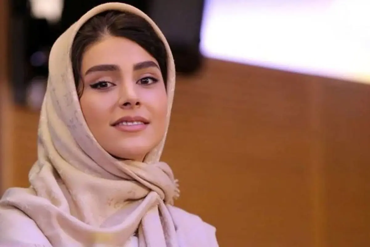 تیپ شیک و چشم‌نواز لاله مرزبان در تم کرم و قهوه‌ای + تصاویر جدید و جزئیات نقش‌آفرینی در سینما و تلویزیون