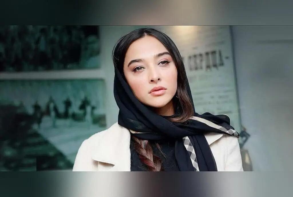 آناهیتا درگاهی در سفر به یزد: دیدنی‌های تاریخی و فرهنگی آتشکده و شهر بادگیرها